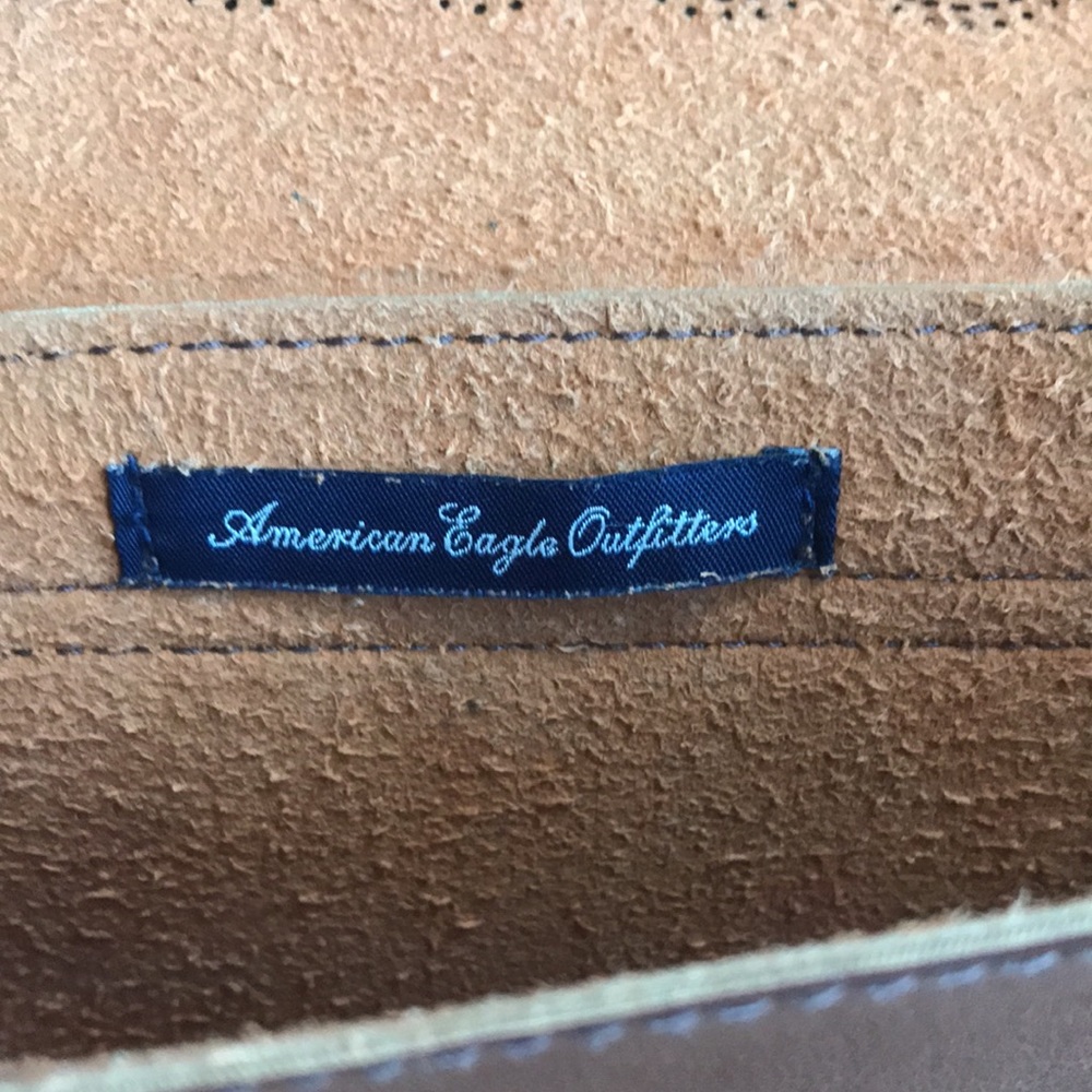 AEO Laser Cutout Crossbody - Picture 5 of 7